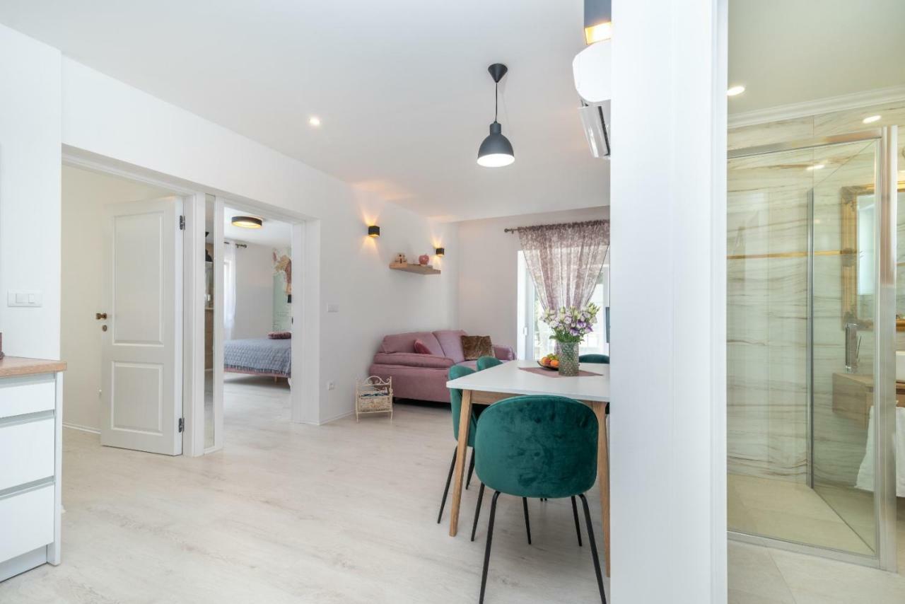 Apartment Aron Trogir Luaran gambar